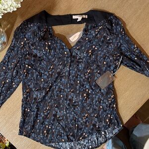 Forever 21 Navy and Black Patterned Blouse
